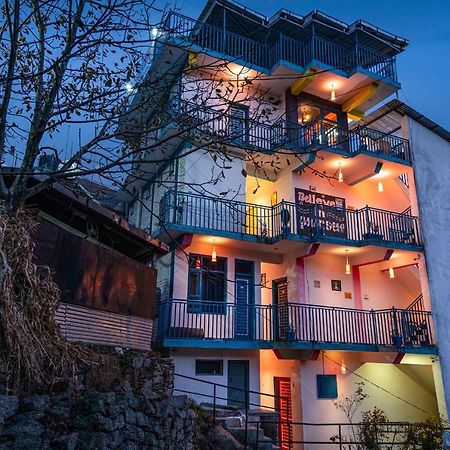 Flyaway Hostel Mcleod Ganj Bagian luar foto