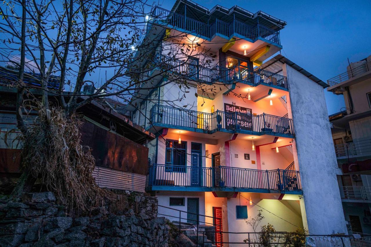 Flyaway Hostel Mcleod Ganj Bagian luar foto