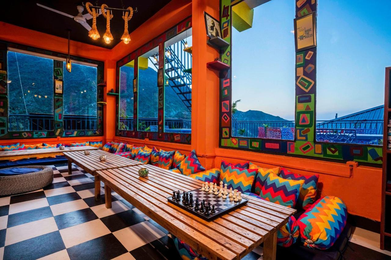 Flyaway Hostel Mcleod Ganj Bagian luar foto