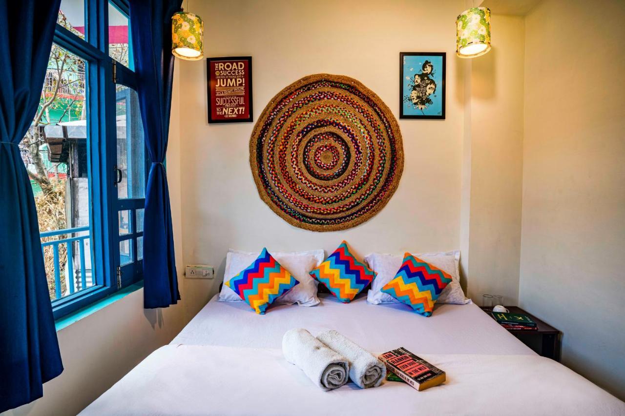 Flyaway Hostel Mcleod Ganj Bagian luar foto